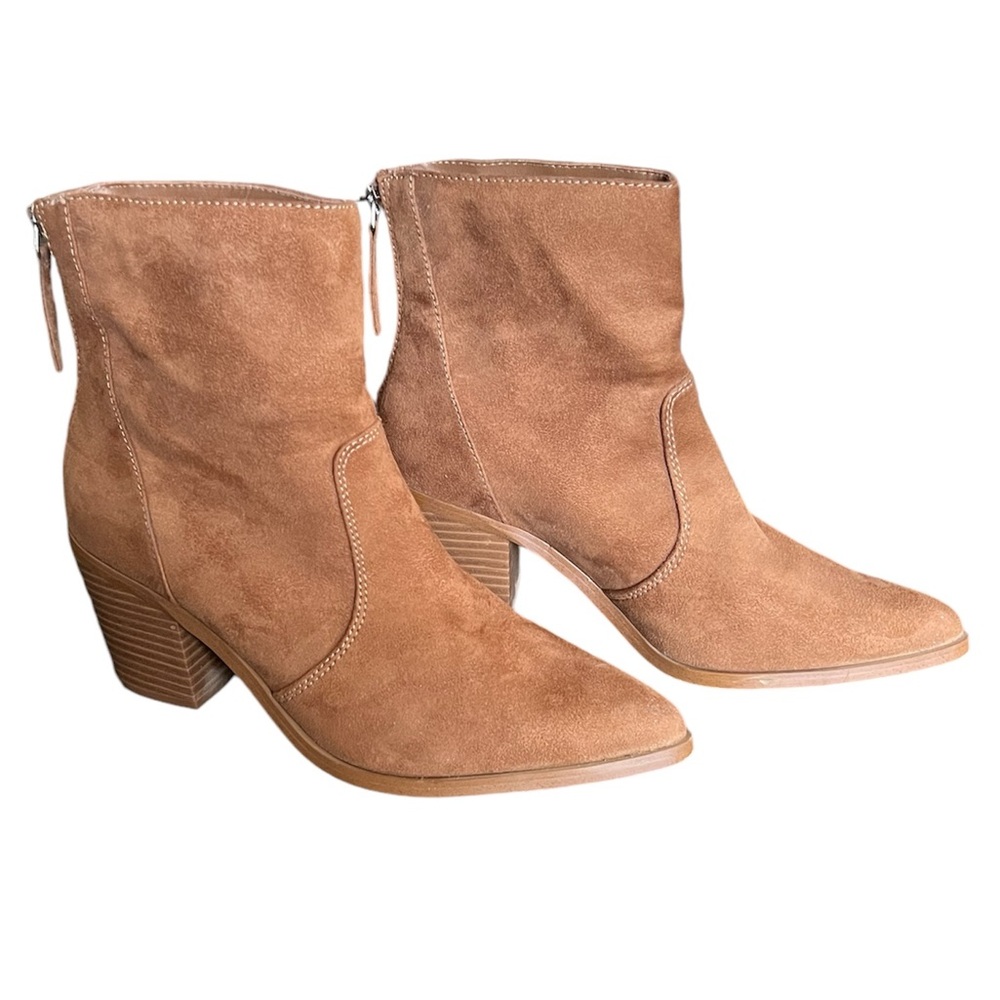 Abound Abraylan-Fab point toe ankle boots size 8